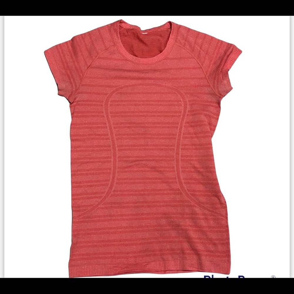 LULULEMON SWIFTLY TECH SHORT SLEEVE size 8 Coral